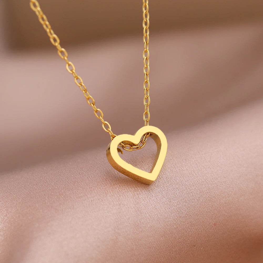 Stainless Steel Necklaces Sweet Heart Pendant Kpop Exquisite Chain Choker Necklace For Women Jewelry Wedding Festival Party Gift